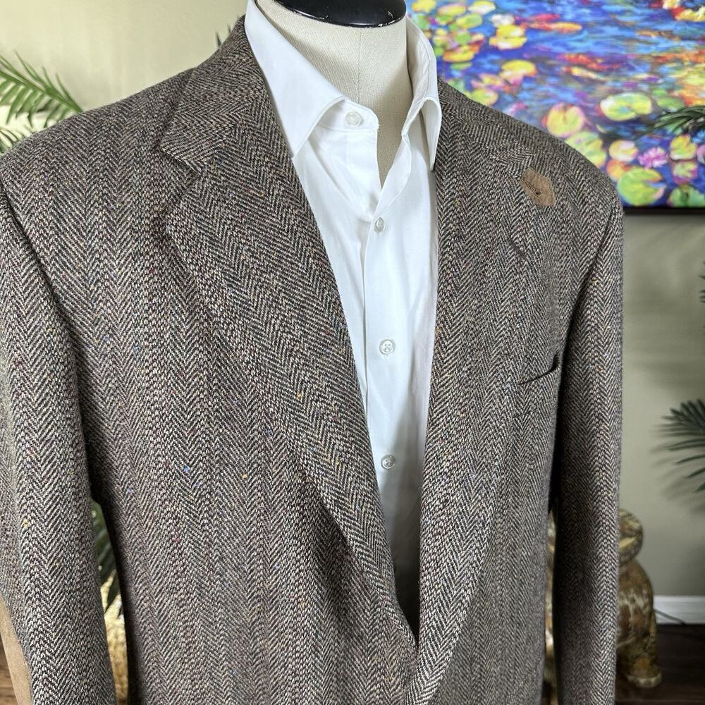 Stafford Sportcoat VTG Men 46R Herringbone tweed Brown Lamb Wool Suede Patches